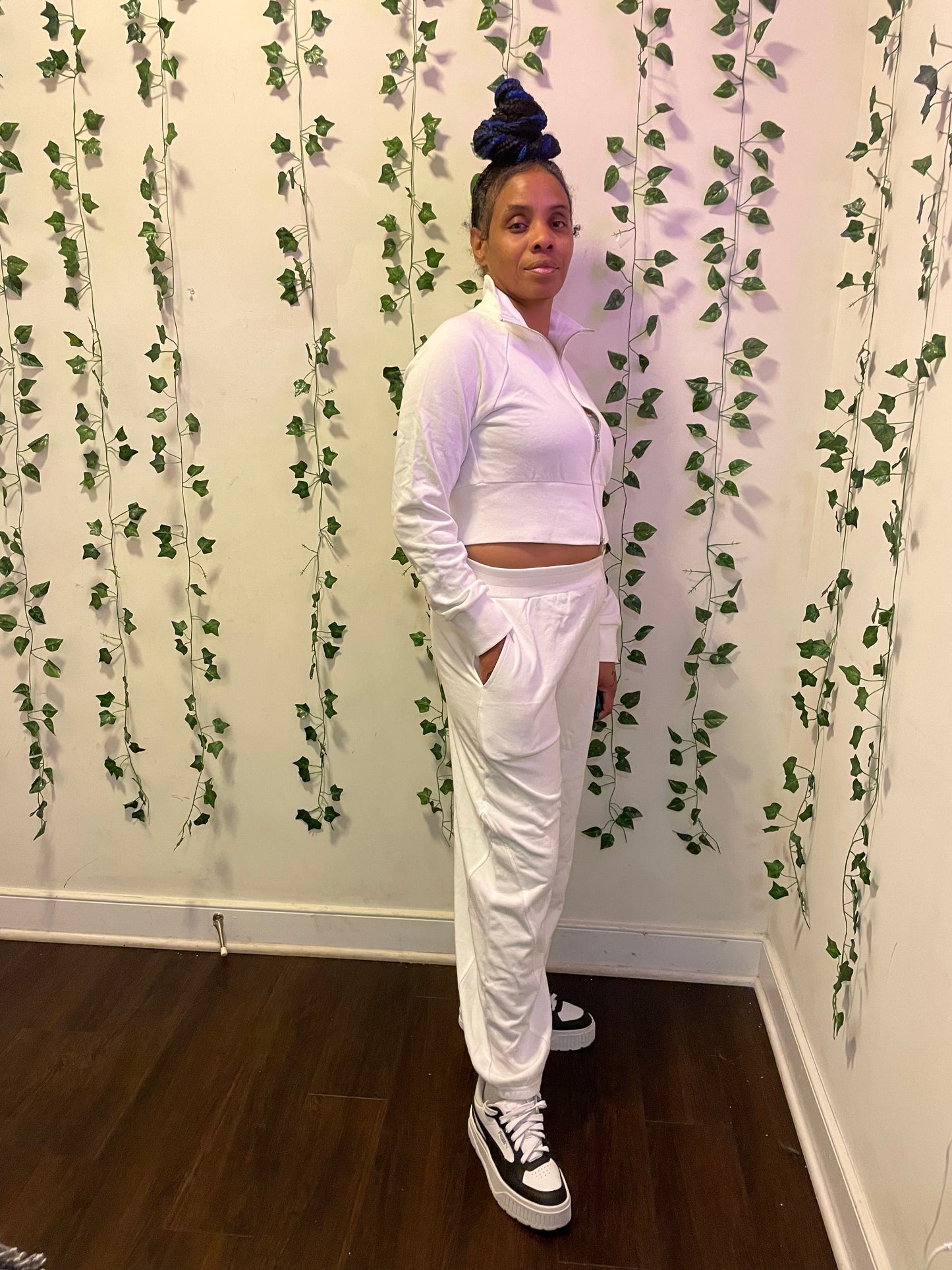 Two piece sweatsuit ￼